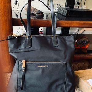 Brand new Michael Kors purse